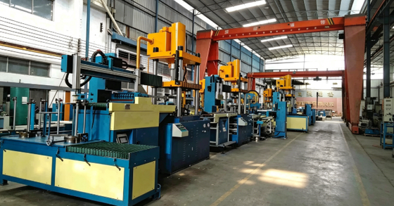 Καλή τιμή 1500KN υδραυλική αυτόματη μηχανή σχηματισμού κατσαρόλας. 30KW κινητήρας, 700×880mm εργασιακό τραπέζι από ανοξείδωτο χάλυβα σκεύη μαγειρικής και μαγειρικά σκεύη εξοπλισμός παραγωγής σφραγίσματος σε απευθείας σύνδεση