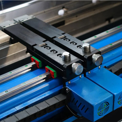 1000KN Μηχανή νεροχύτη μαγειρικής CNC πατητή πέδη 125T 2500 8ft Μηχανή μεταλλικής κάμψης