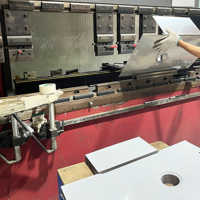 Καλή τιμή Μηχανή κάμψης φύλλων ακριβείας CNC για την κατασκευή εξοπλισμού κουζίνας με ατσάλι 201 σε απευθείας σύνδεση
