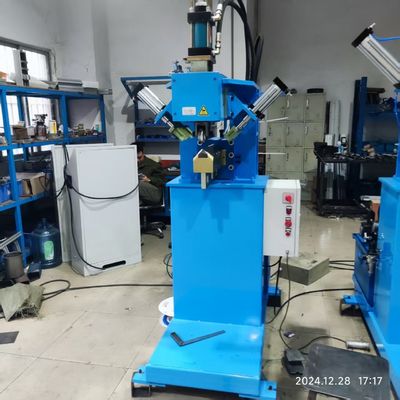 30MPa υδραυλική μηχανή κυλίνδρων συγκόλλησης για νεροχύτες κουζίνας